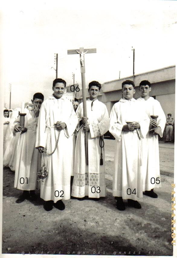 COMMUNIONS ORAN EGLISE BON ACCEUIL DE GAMBETTA 1957.JPG